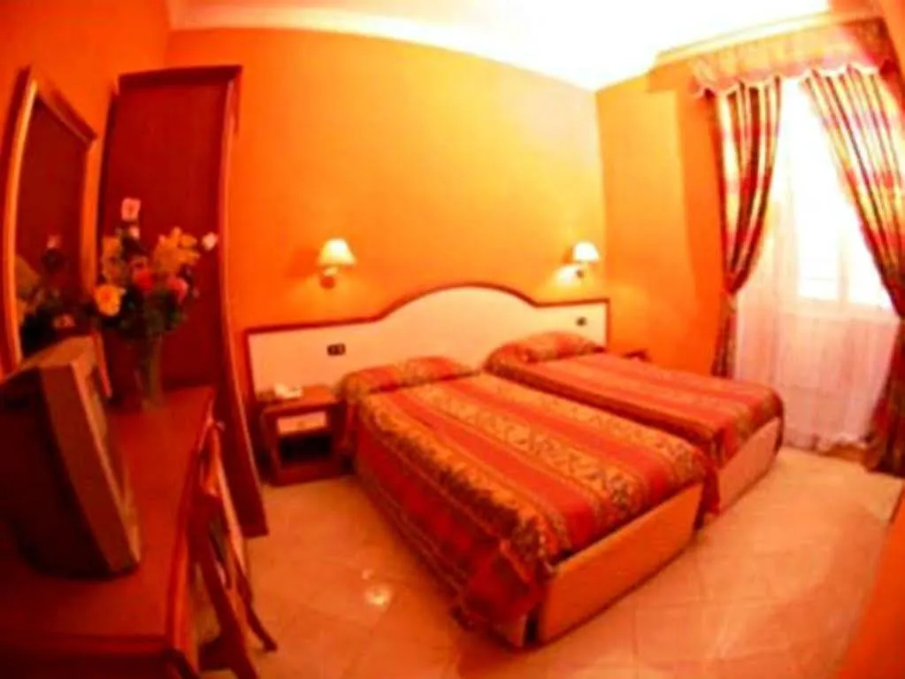 Hotel Lella Rome 2*,  Italie